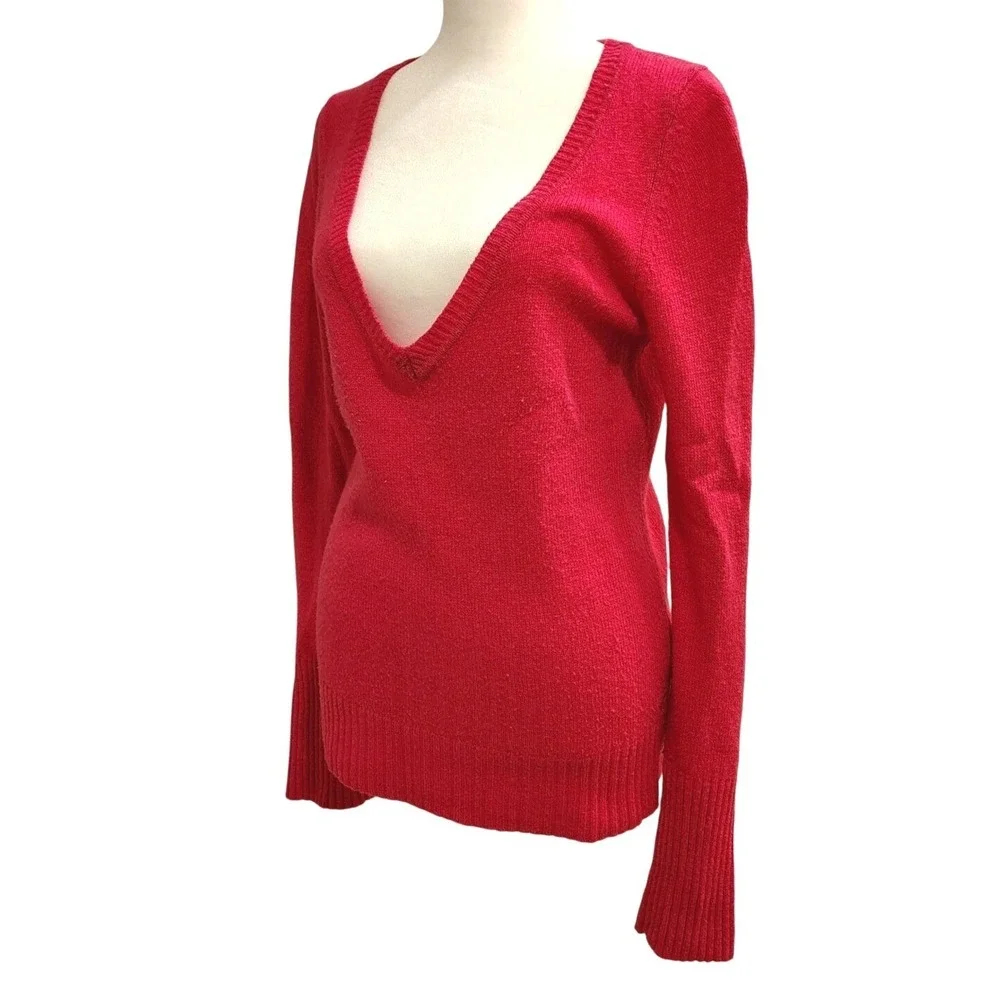 American Eagle Pink Preppy V-Neck Sweater Long Sleeve Knit Women‎ Medium